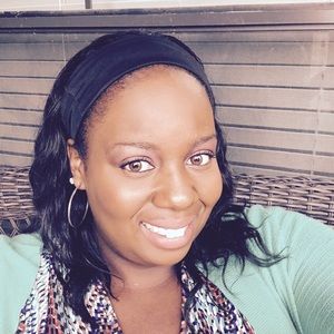 Meet your Posher, Joy